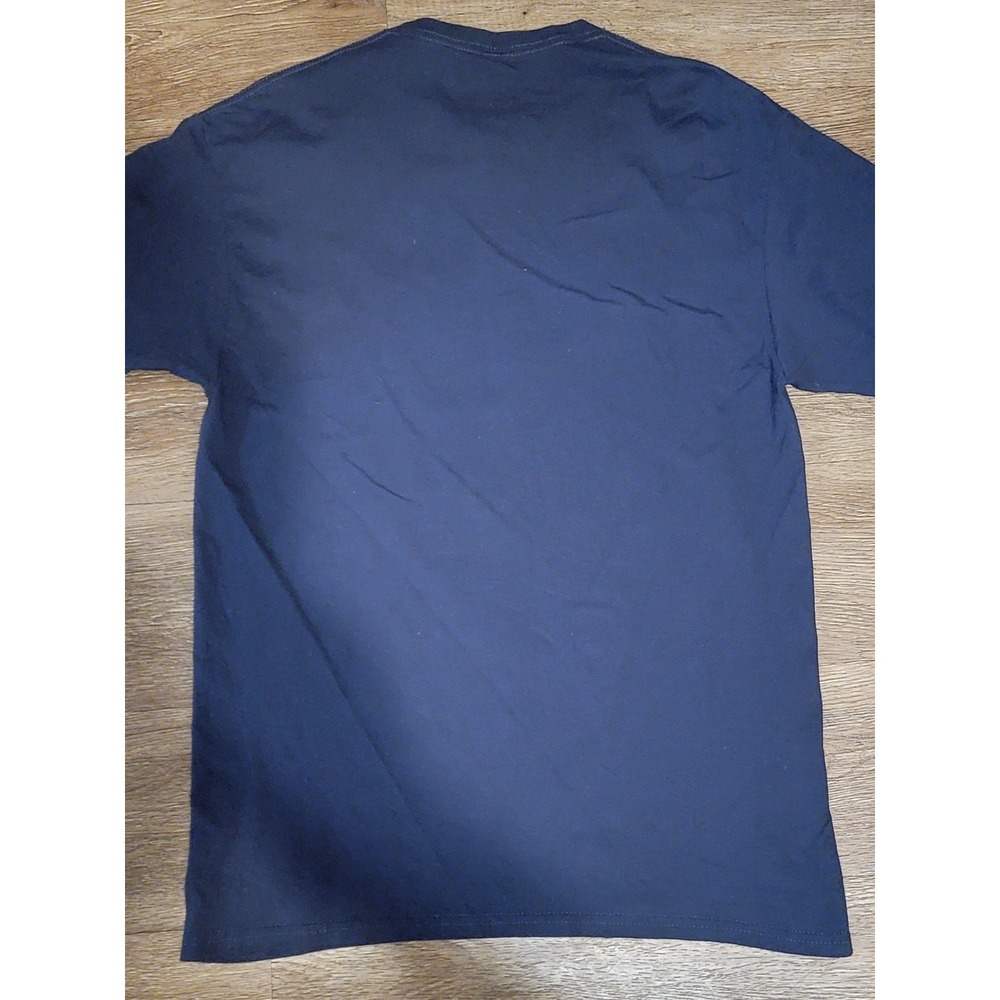 Wizarding World Of Harry Potter Hogwarts Castle Men's Short Sleeve Size M NWOT - Picture 3 of 4